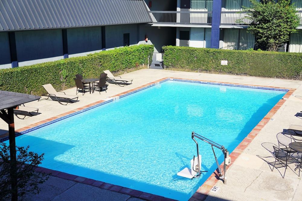 Hotel Elev8 Conroe Exterior foto