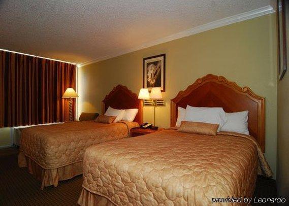 Hotel Elev8 Conroe Habitación foto